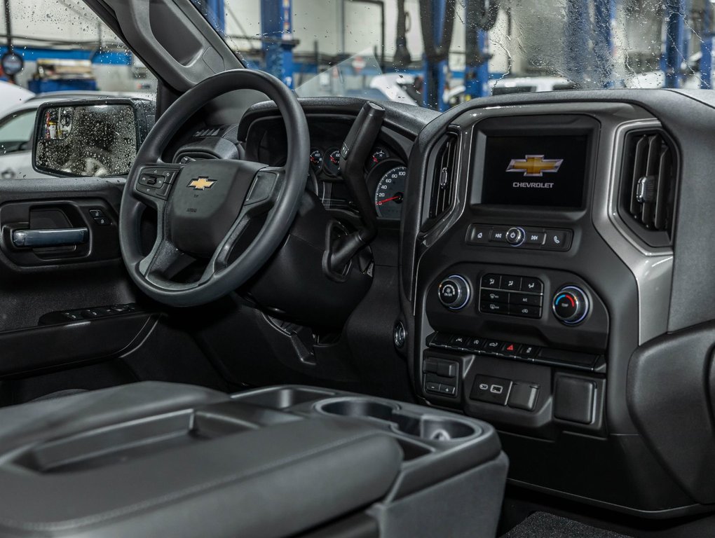 2026 Chevrolet Silverado 1500 in St-Jérôme, Quebec - 27 - w1024h768px