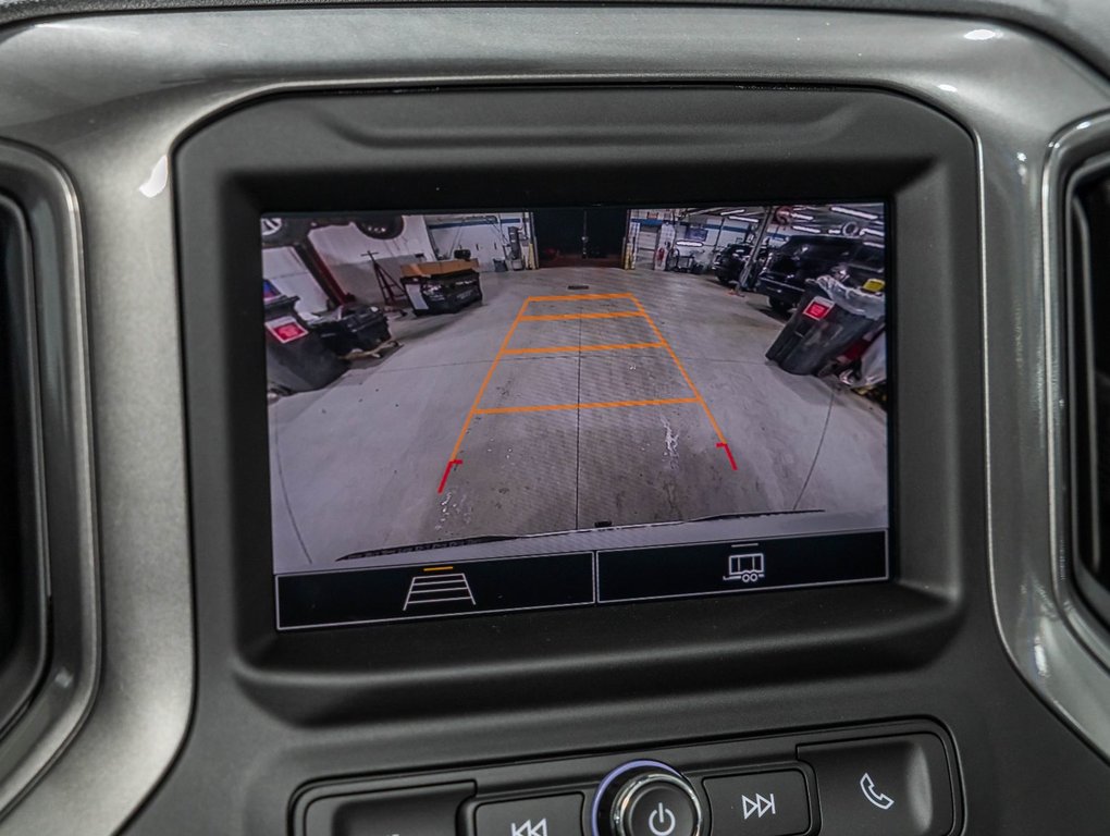 2026 Chevrolet Silverado 1500 in St-Jérôme, Quebec - 17 - w1024h768px