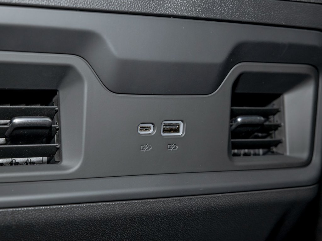 Chevrolet Silverado 1500  2026 à St-Jérôme, Québec - 31 - w1024h768px