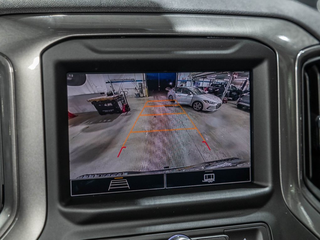 Chevrolet Silverado 1500  2026 à St-Jérôme, Québec - 17 - w1024h768px