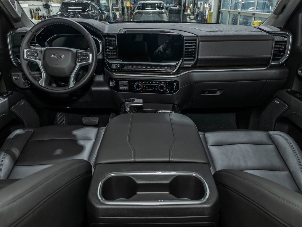 Chevrolet Silverado 1500  2026 à St-Jérôme, Québec - 4 - w1024h768px