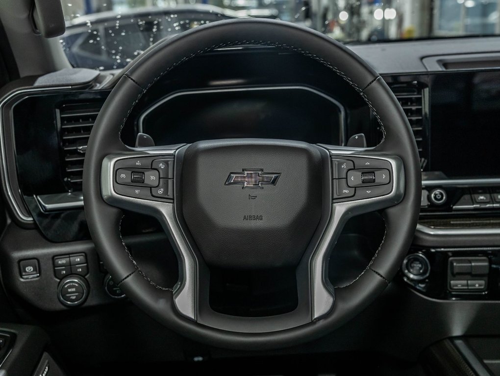 Chevrolet Silverado 1500  2026 à St-Jérôme, Québec - 13 - w1024h768px