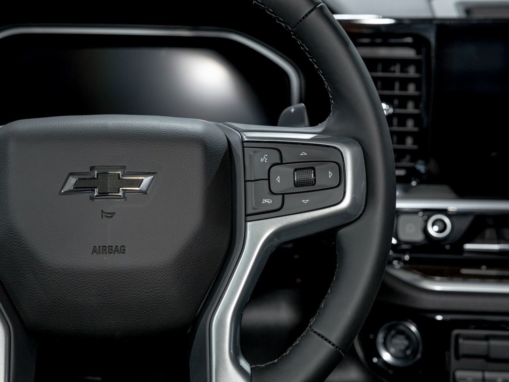 2026 Chevrolet Silverado 1500 in St-Jérôme, Quebec - 16 - w1024h768px