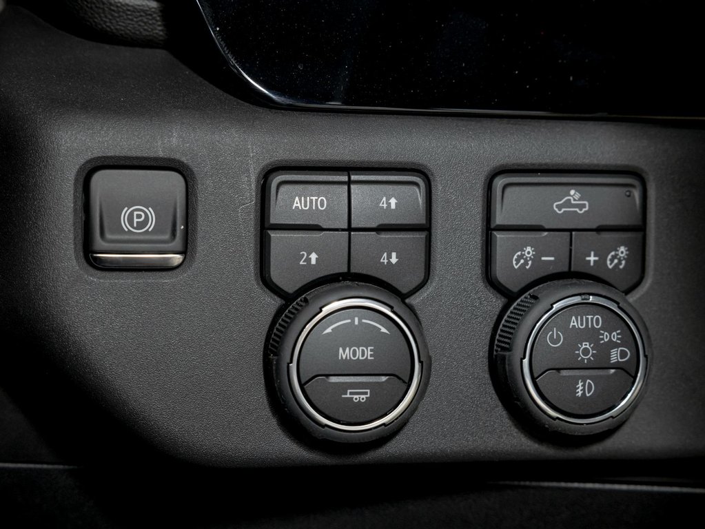 2026 Chevrolet Silverado 1500 in St-Jérôme, Quebec - 23 - w1024h768px