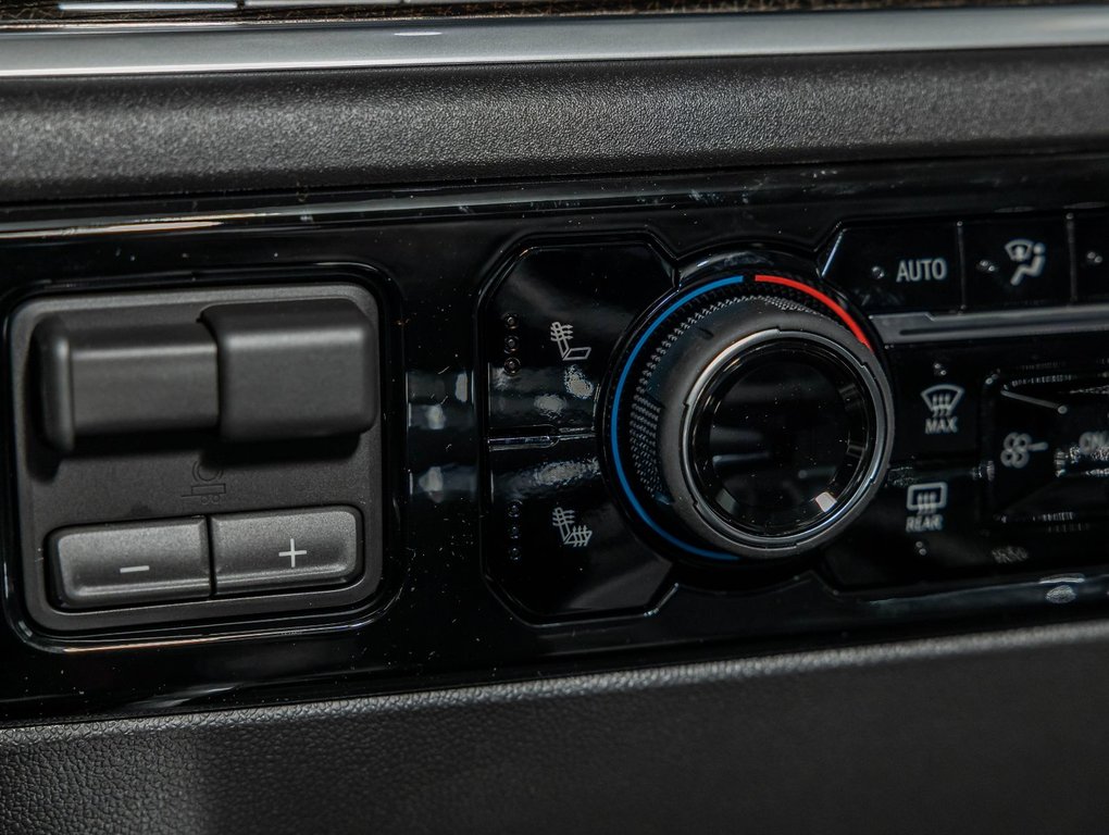 2026 Chevrolet Silverado 1500 in St-Jérôme, Quebec - 23 - w1024h768px
