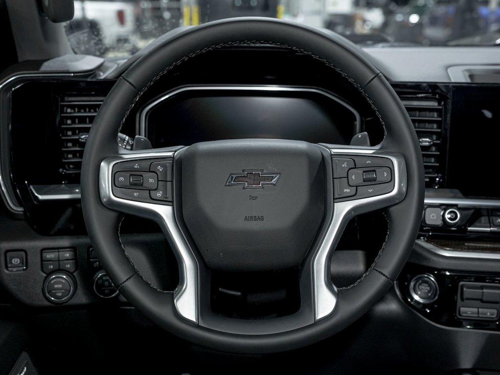 2026 Chevrolet Silverado 1500 in St-Jérôme, Quebec - 13 - w1024h768px