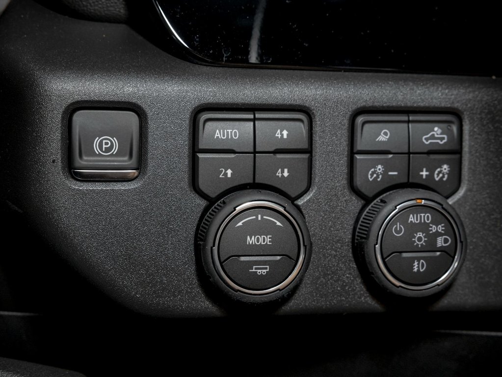 2026 Chevrolet Silverado 1500 in St-Jérôme, Quebec - 25 - w1024h768px