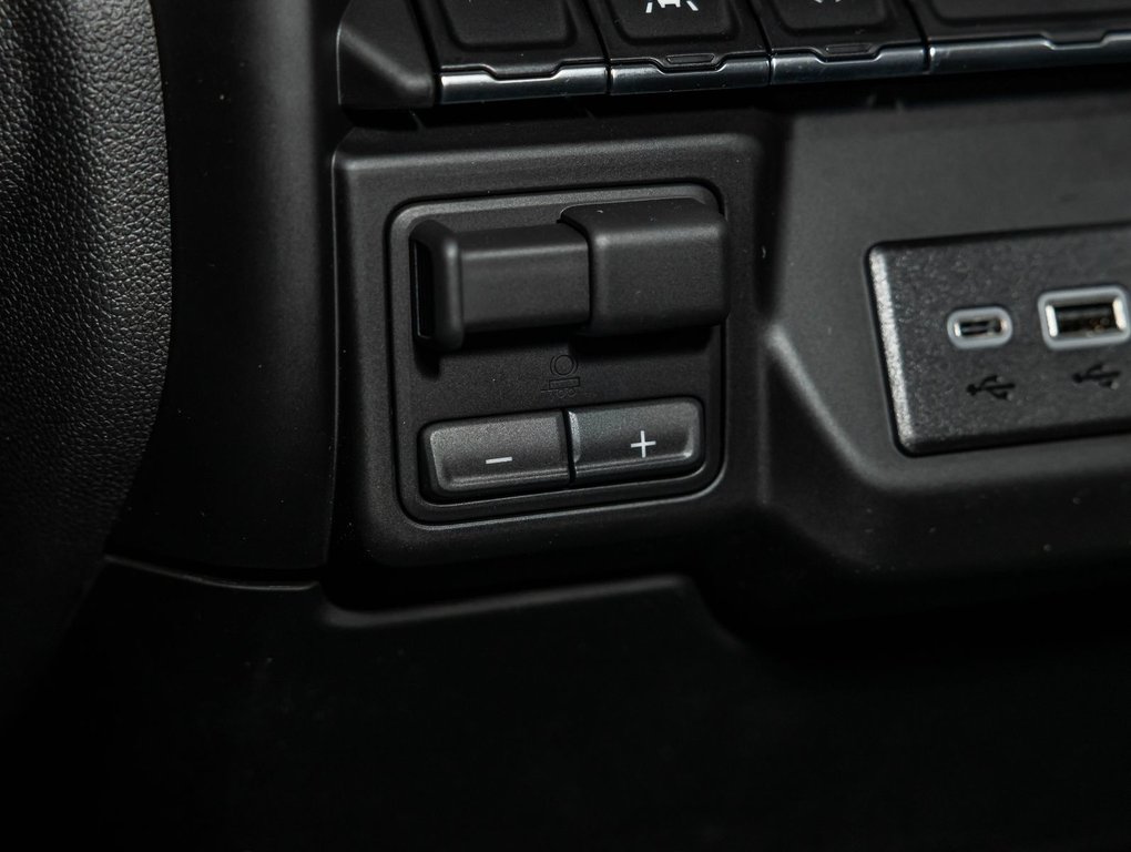 2026 Chevrolet Silverado 1500 in St-Jérôme, Quebec - 23 - w1024h768px