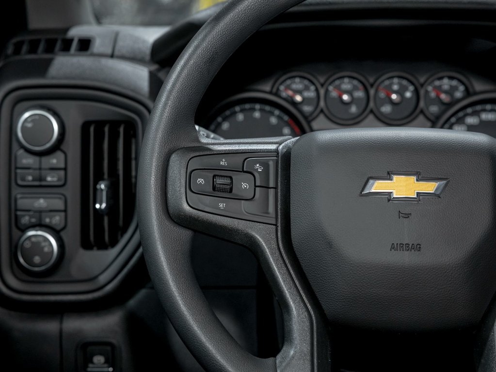 2026 Chevrolet Silverado 1500 in St-Jérôme, Quebec - 13 - w1024h768px