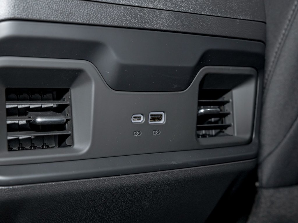 2026 Chevrolet Silverado 1500 in St-Jérôme, Quebec - 31 - w1024h768px