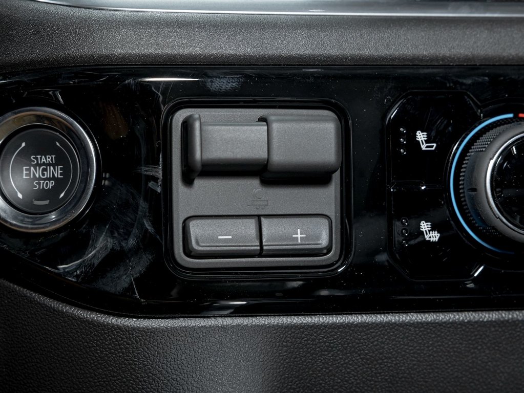 2026 Chevrolet Silverado 1500 in St-Jérôme, Quebec - 24 - w1024h768px