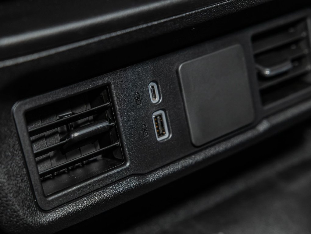 2026 Chevrolet Silverado 1500 in St-Jérôme, Quebec - 30 - w1024h768px