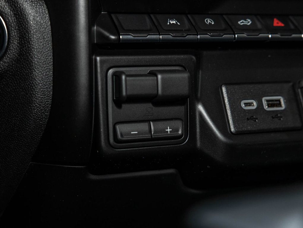 2026 Chevrolet Silverado 1500 in St-Jérôme, Quebec - 23 - w1024h768px