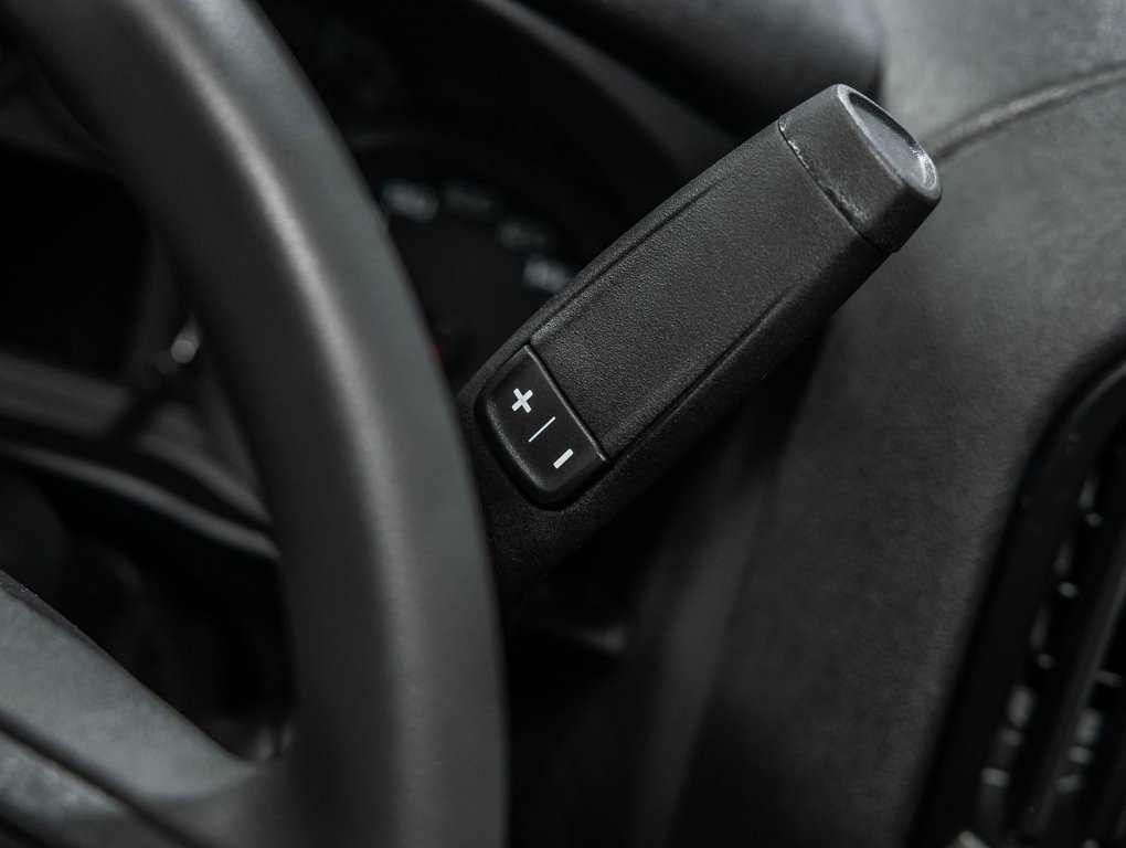 2026 Chevrolet Silverado 1500 in St-Jérôme, Quebec - 15 - w1024h768px