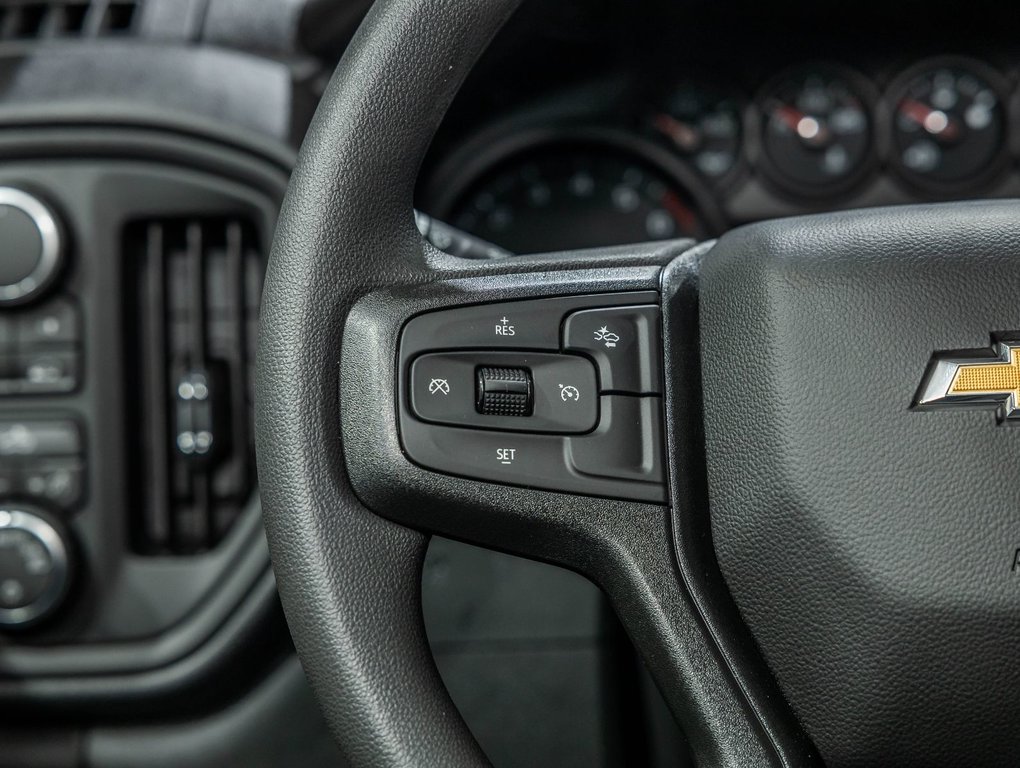 2026 Chevrolet Silverado 1500 in St-Jérôme, Quebec - 13 - w1024h768px
