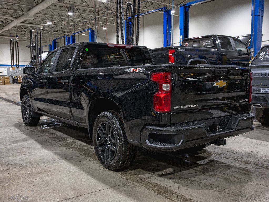 2026 Chevrolet Silverado 1500 in St-Jérôme, Quebec - 5 - w1024h768px
