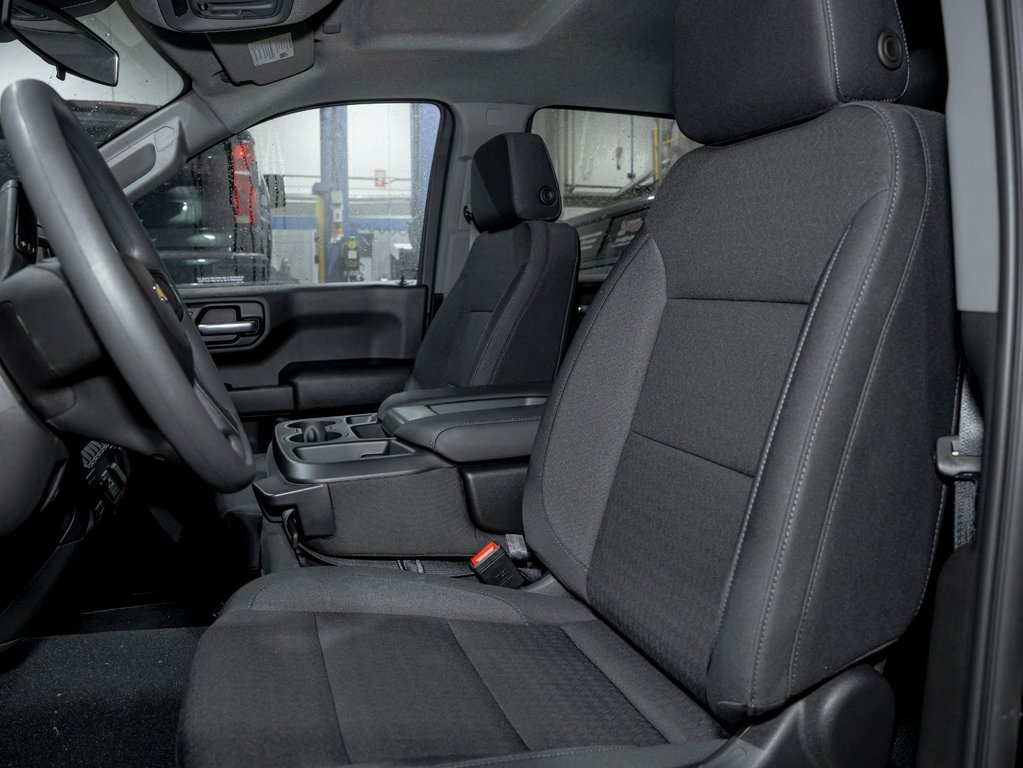 2026 Chevrolet Silverado 1500 in St-Jérôme, Quebec - 10 - w1024h768px