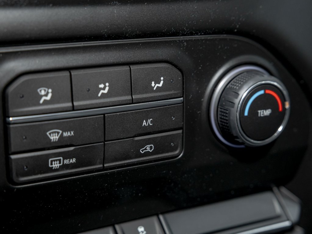 2026 Chevrolet Silverado 1500 in St-Jérôme, Quebec - 19 - w1024h768px