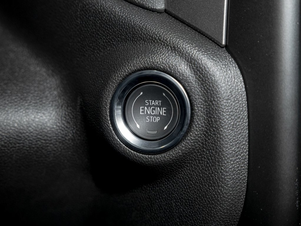 2026 Chevrolet Silverado 1500 in St-Jérôme, Quebec - 18 - w1024h768px