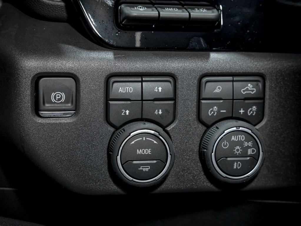 2026 Chevrolet Silverado 1500 in St-Jérôme, Quebec - 23 - w1024h768px