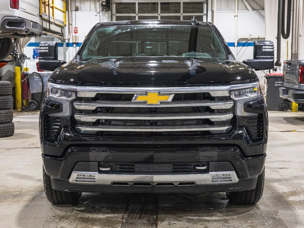 2026 Chevrolet Silverado 1500 in St-Jérôme, Quebec - 2 - w1024h768px