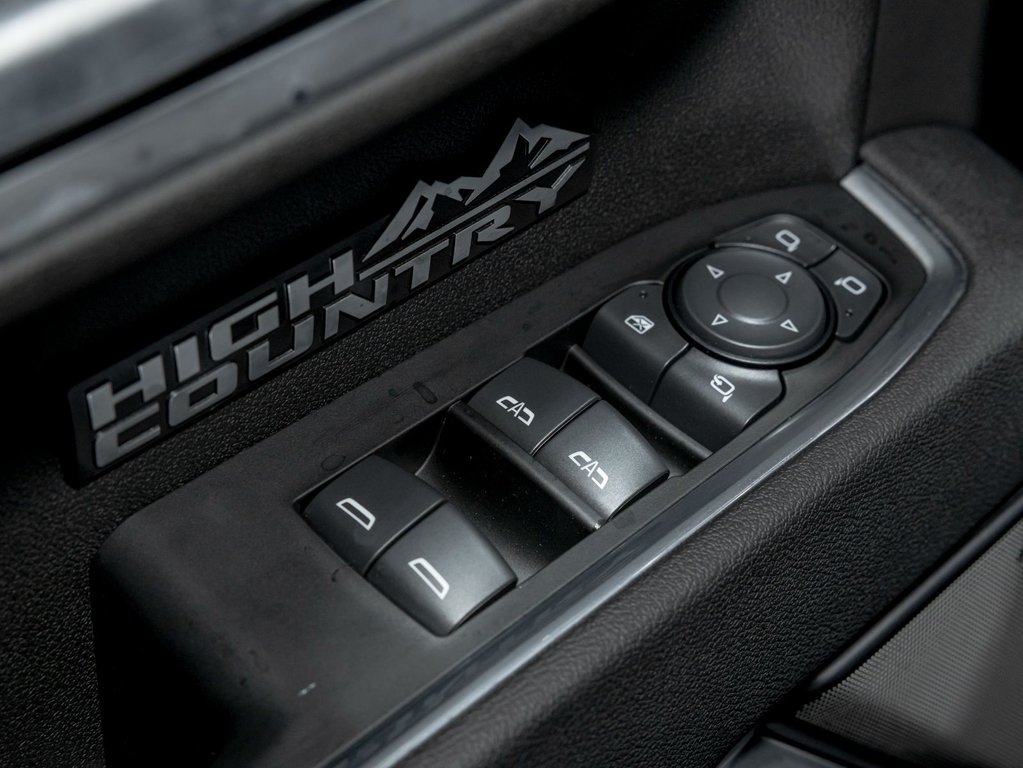 2026 Chevrolet Silverado 1500 in St-Jérôme, Quebec - 26 - w1024h768px