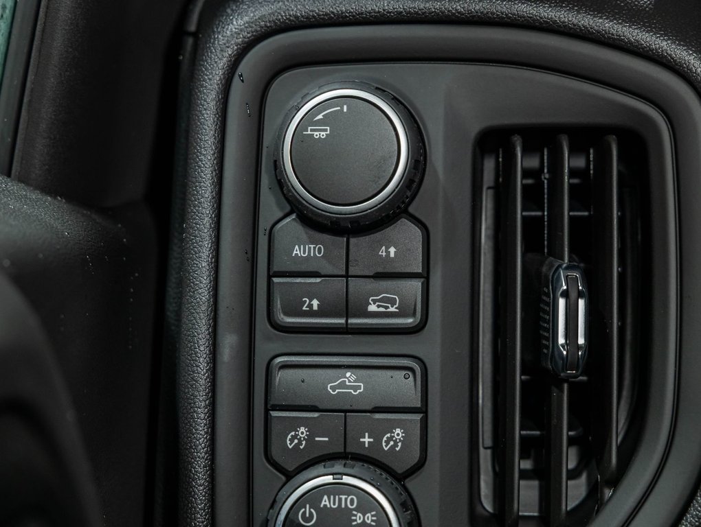 2026 Chevrolet Silverado 1500 in St-Jérôme, Quebec - 22 - w1024h768px