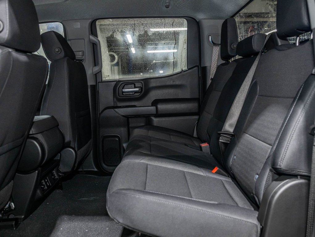 2026 Chevrolet Silverado 1500 in St-Jérôme, Quebec - 29 - w1024h768px