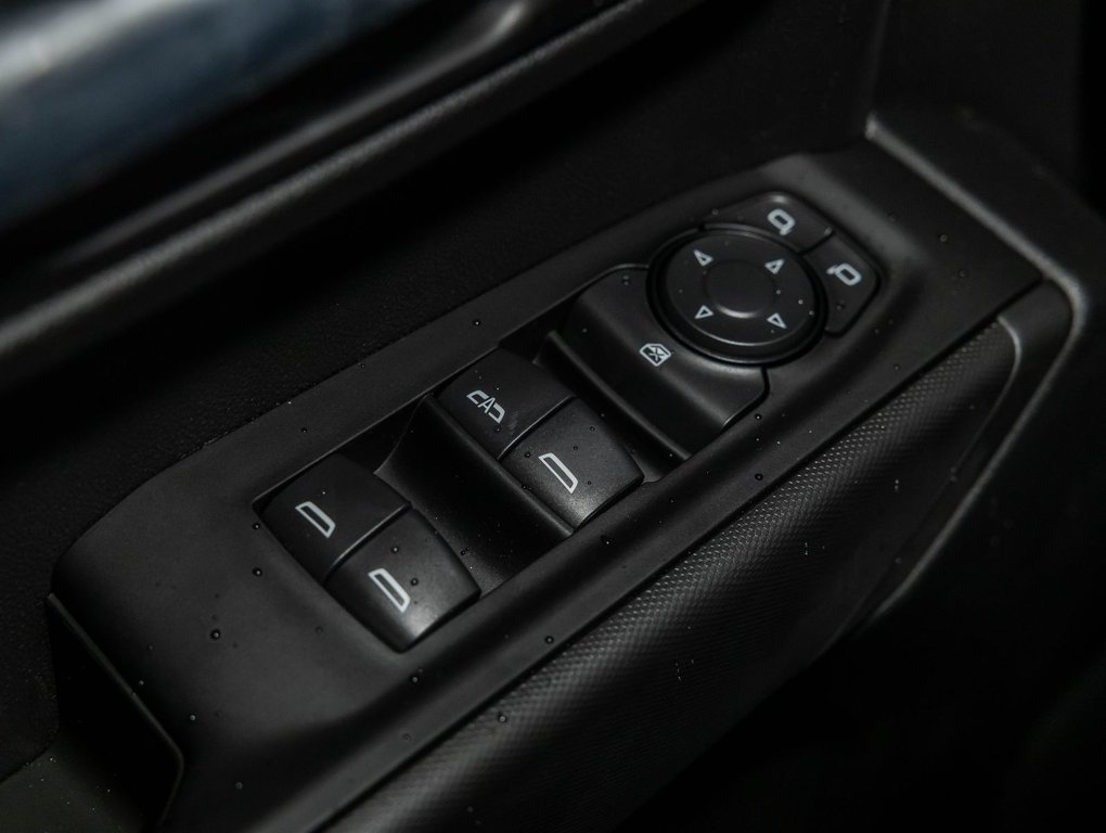 2026 Chevrolet Silverado 1500 in St-Jérôme, Quebec - 25 - w1024h768px