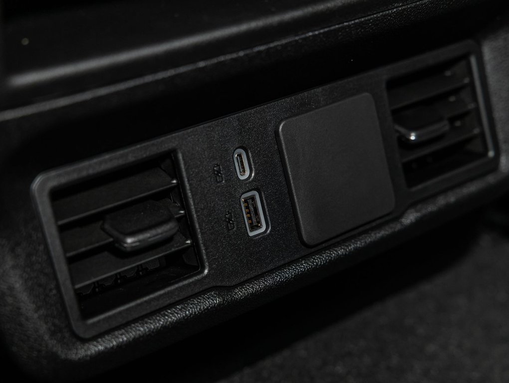 2026 Chevrolet Silverado 1500 in St-Jérôme, Quebec - 30 - w1024h768px