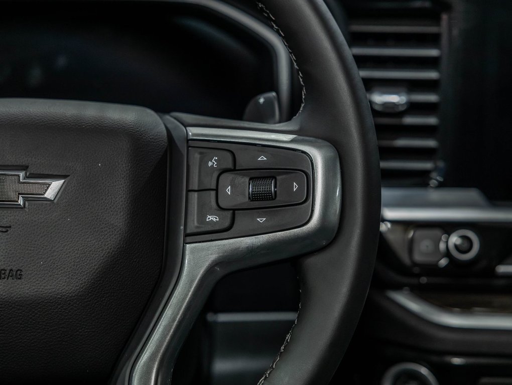 2026 Chevrolet Silverado 1500 in St-Jérôme, Quebec - 16 - w1024h768px
