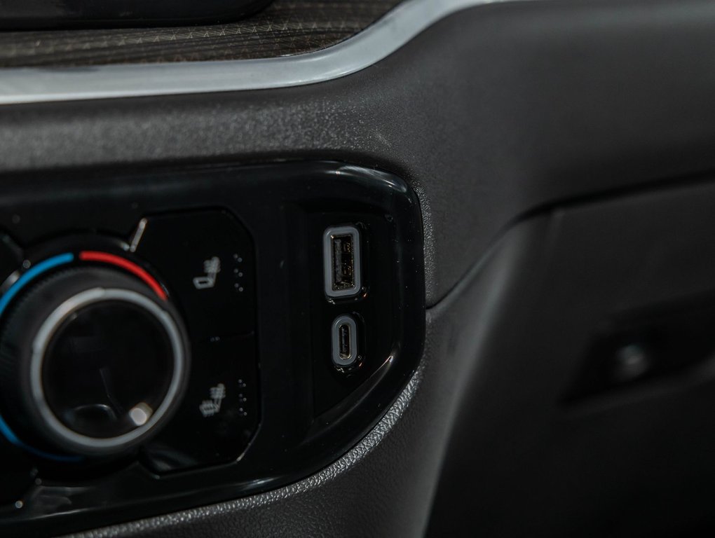 2026 Chevrolet Silverado 1500 in St-Jérôme, Quebec - 29 - w1024h768px