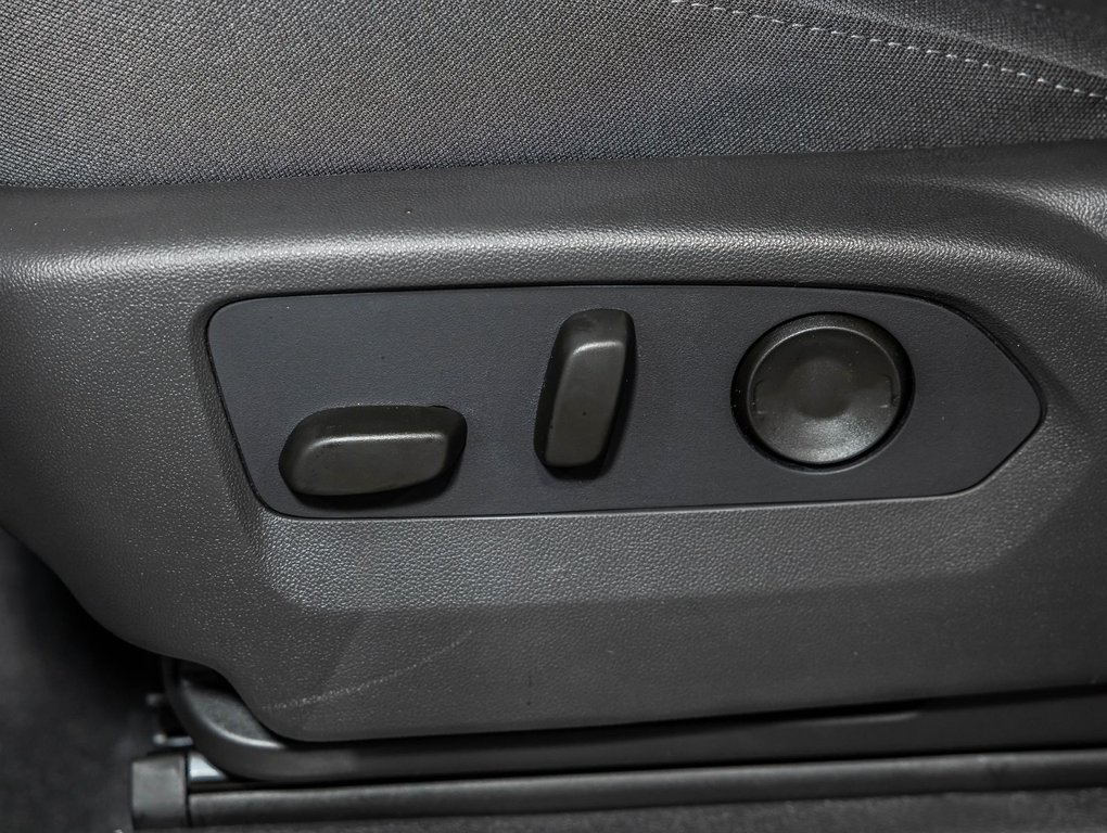 2026 Chevrolet Silverado 1500 in St-Jérôme, Quebec - 26 - w1024h768px