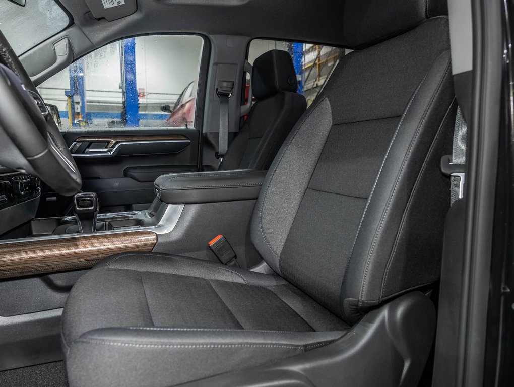 2026 Chevrolet Silverado 1500 in St-Jérôme, Quebec - 11 - w1024h768px