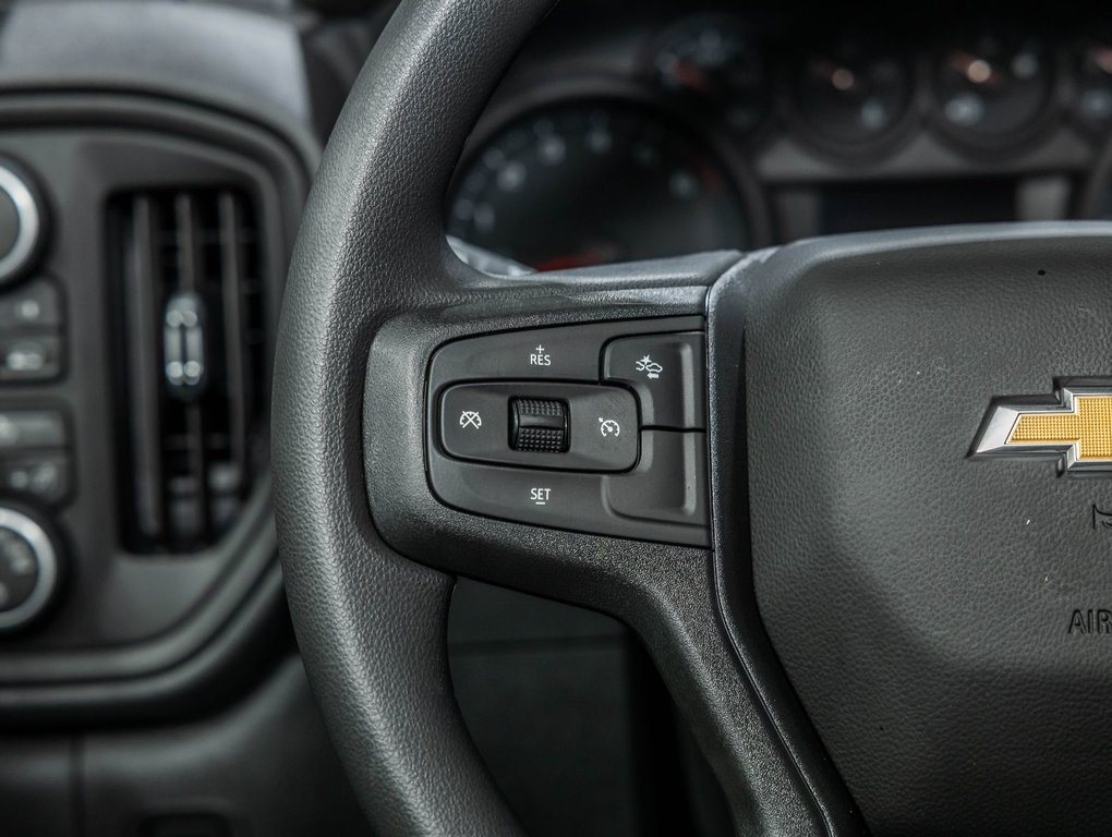 2026 Chevrolet Silverado 1500 in St-Jérôme, Quebec - 13 - w1024h768px