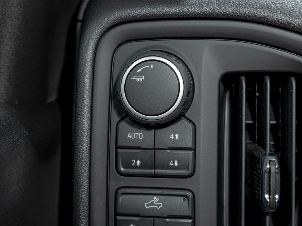 2026 Chevrolet Silverado 1500 in St-Jérôme, Quebec - 20 - w1024h768px