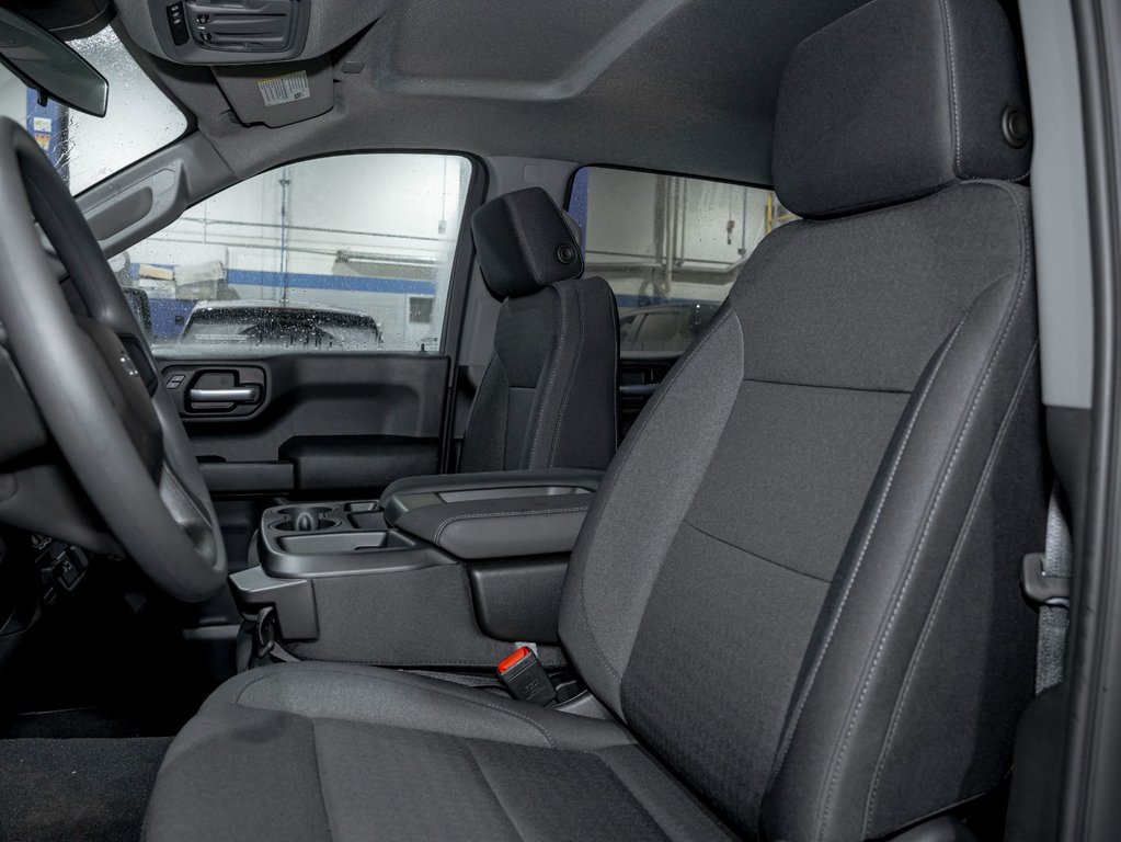 2026 Chevrolet Silverado 1500 in St-Jérôme, Quebec - 10 - w1024h768px