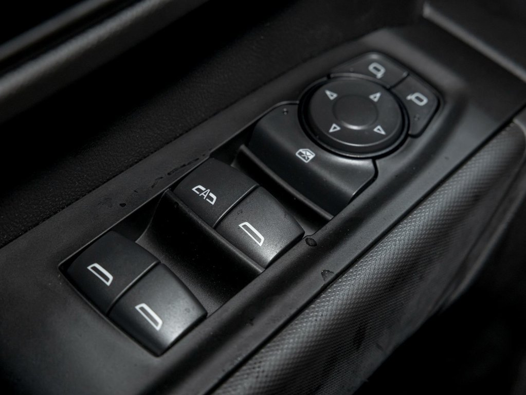 2026 Chevrolet Silverado 1500 in St-Jérôme, Quebec - 22 - w1024h768px