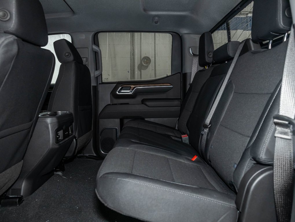 2026 Chevrolet Silverado 1500 in St-Jérôme, Quebec - 31 - w1024h768px