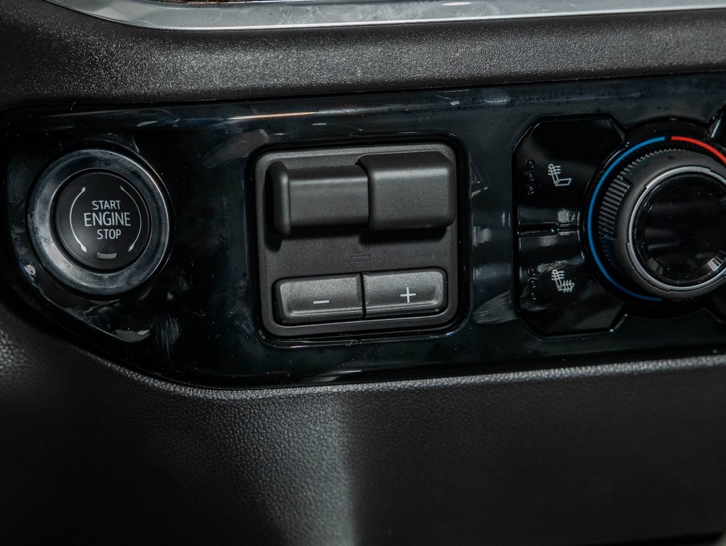 2026 Chevrolet Silverado 1500 in St-Jérôme, Quebec - 25 - w1024h768px