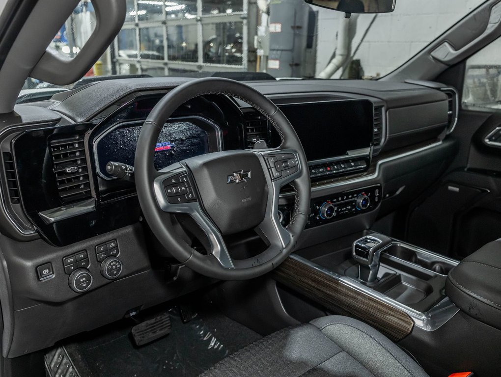 2026 Chevrolet Silverado 1500 in St-Jérôme, Quebec - 12 - w1024h768px