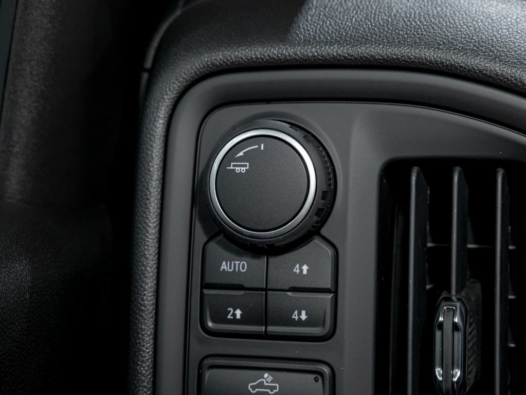 2026 Chevrolet Silverado 1500 in St-Jérôme, Quebec - 19 - w1024h768px