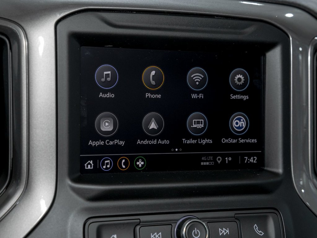 2026 Chevrolet Silverado 1500 in St-Jérôme, Quebec - 15 - w1024h768px