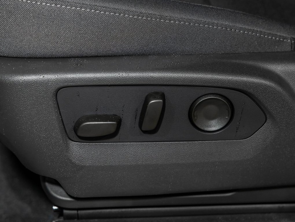 2026 Chevrolet Silverado 1500 in St-Jérôme, Quebec - 26 - w1024h768px