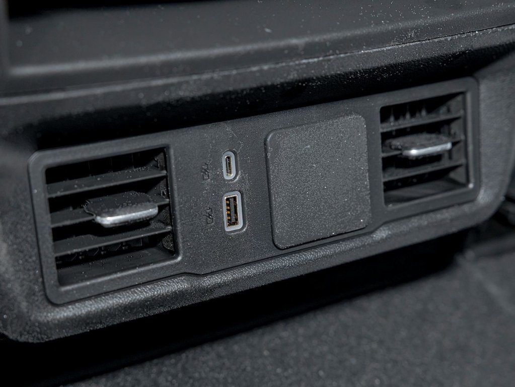 2026 Chevrolet Silverado 1500 in St-Jérôme, Quebec - 29 - w1024h768px