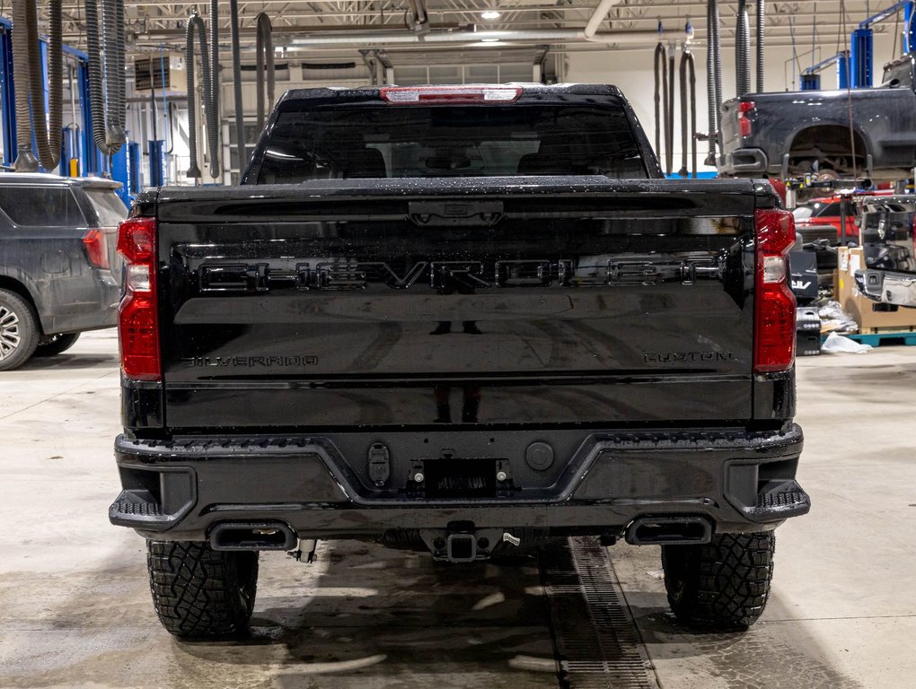 2026 Chevrolet Silverado 1500 in St-Jérôme, Quebec - 6 - w1024h768px