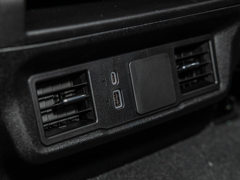 2026 Chevrolet Silverado 1500 in St-Jérôme, Quebec - 30 - w1024h768px