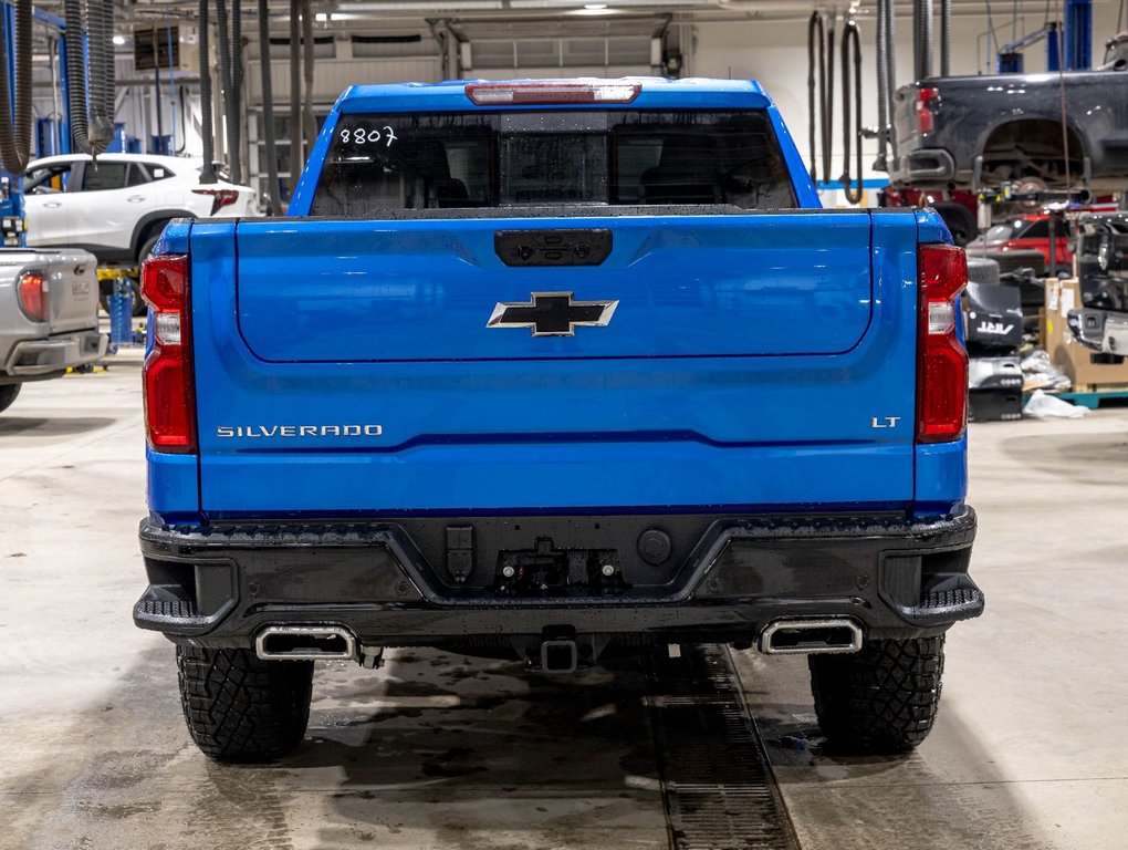 2026 Chevrolet Silverado 1500 in St-Jérôme, Quebec - 8 - w1024h768px