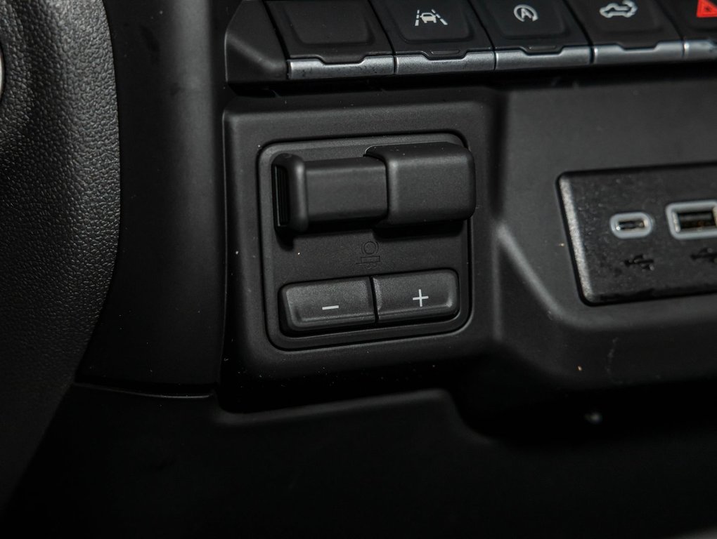 Chevrolet Silverado 1500  2026 à St-Jérôme, Québec - 23 - w1024h768px