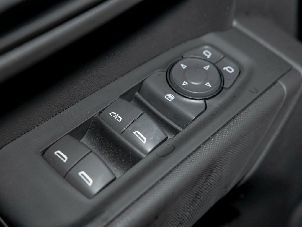 Chevrolet Silverado 1500  2026 à St-Jérôme, Québec - 24 - w1024h768px